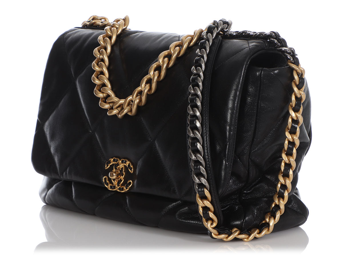 Chanel Maxi Black Quilted Goatskin 19 Flap - Image 4