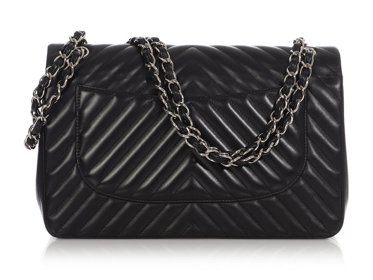 Chanel Jumbo Black Chevron-Quilted Lambskin Classic Double Flap - Image 5