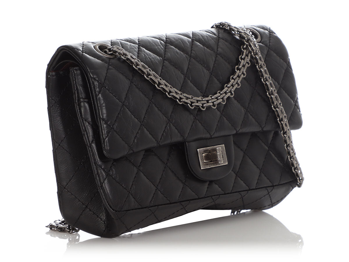 Chanel Black Quilted Aged Calfskin Reissue 2.55 Flap 225 - Image 6