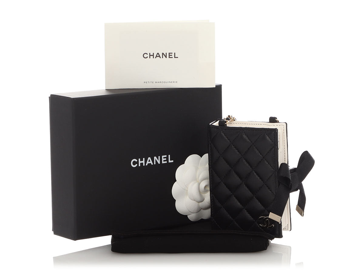 Chanel Black Part-Quilted Lambskin Book Card Holder With Chain - Image 2