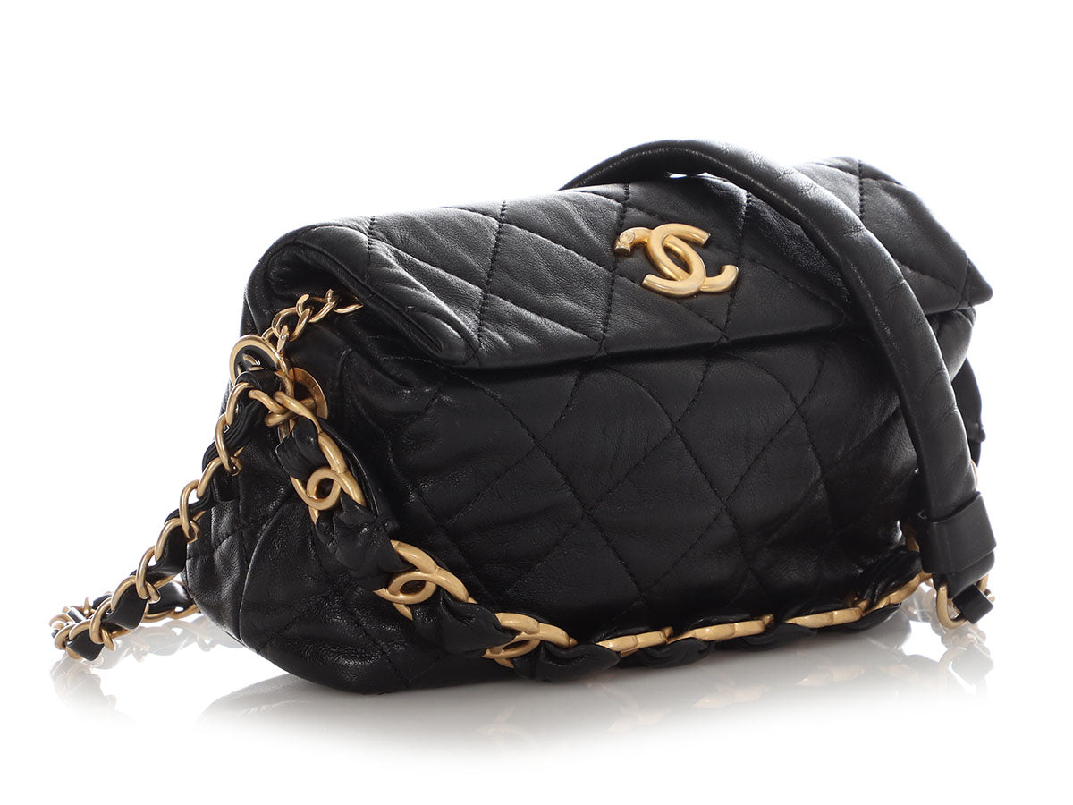 Chanel Small Black Crumpled Quilted Lambskin CC Links Shoulder Bag - Image 6