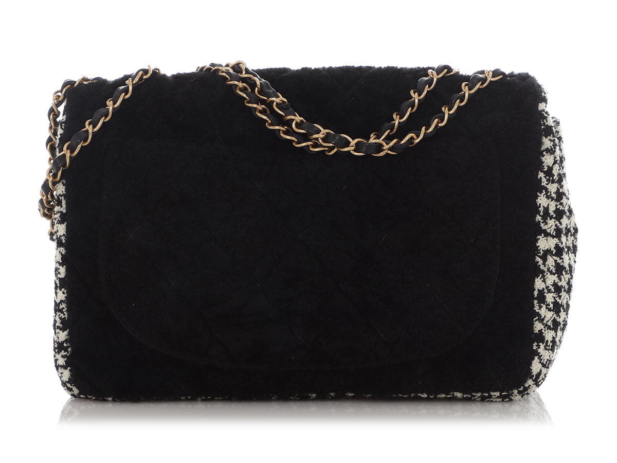Chanel Jumbo Black Shearling and Houndstooth Single Flap - Image 5