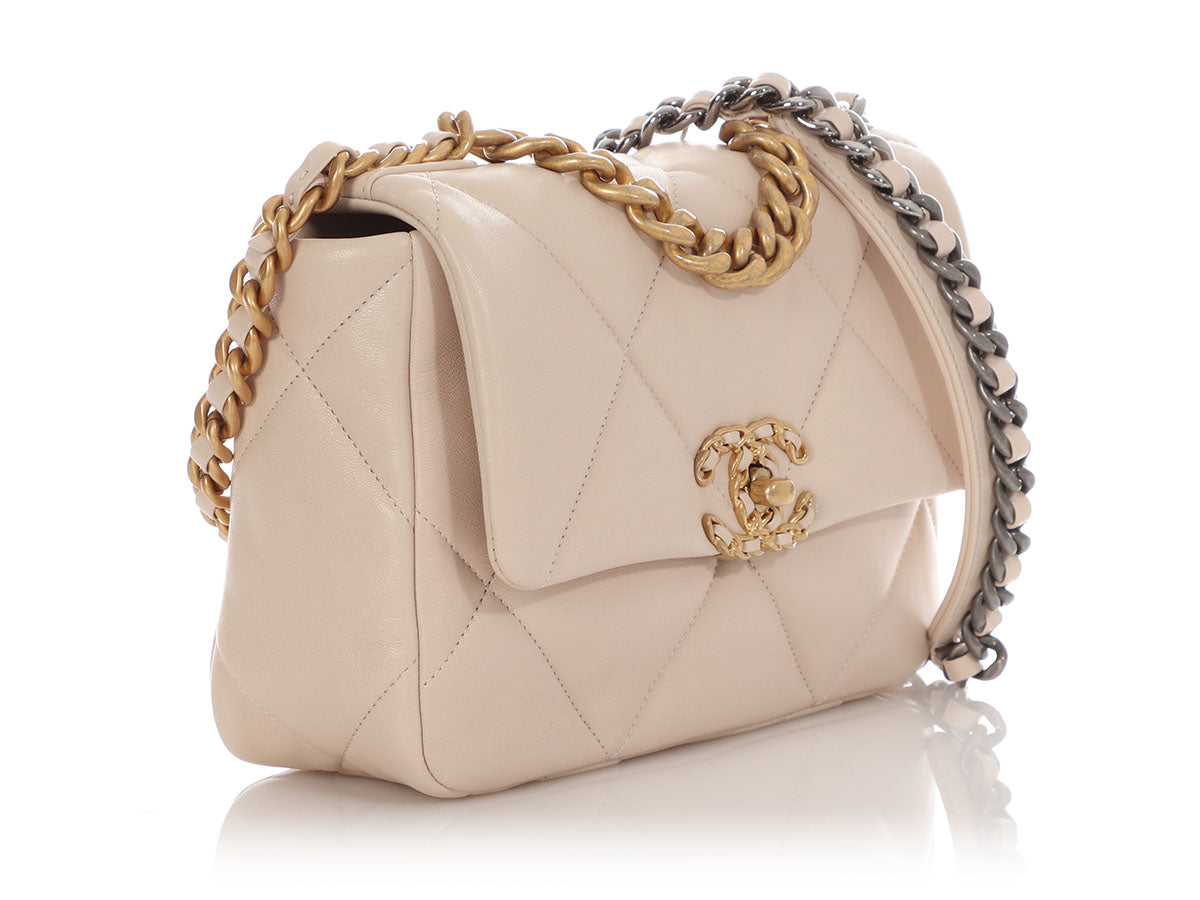 Chanel Medium Ecru Quilted Lambskin 19 Flap - Image 6