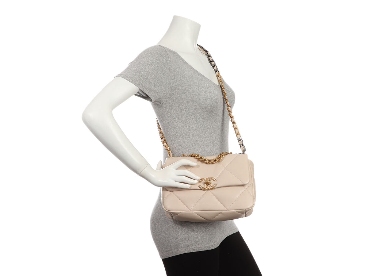 Chanel Medium Ecru Quilted Lambskin 19 Flap - Image 10