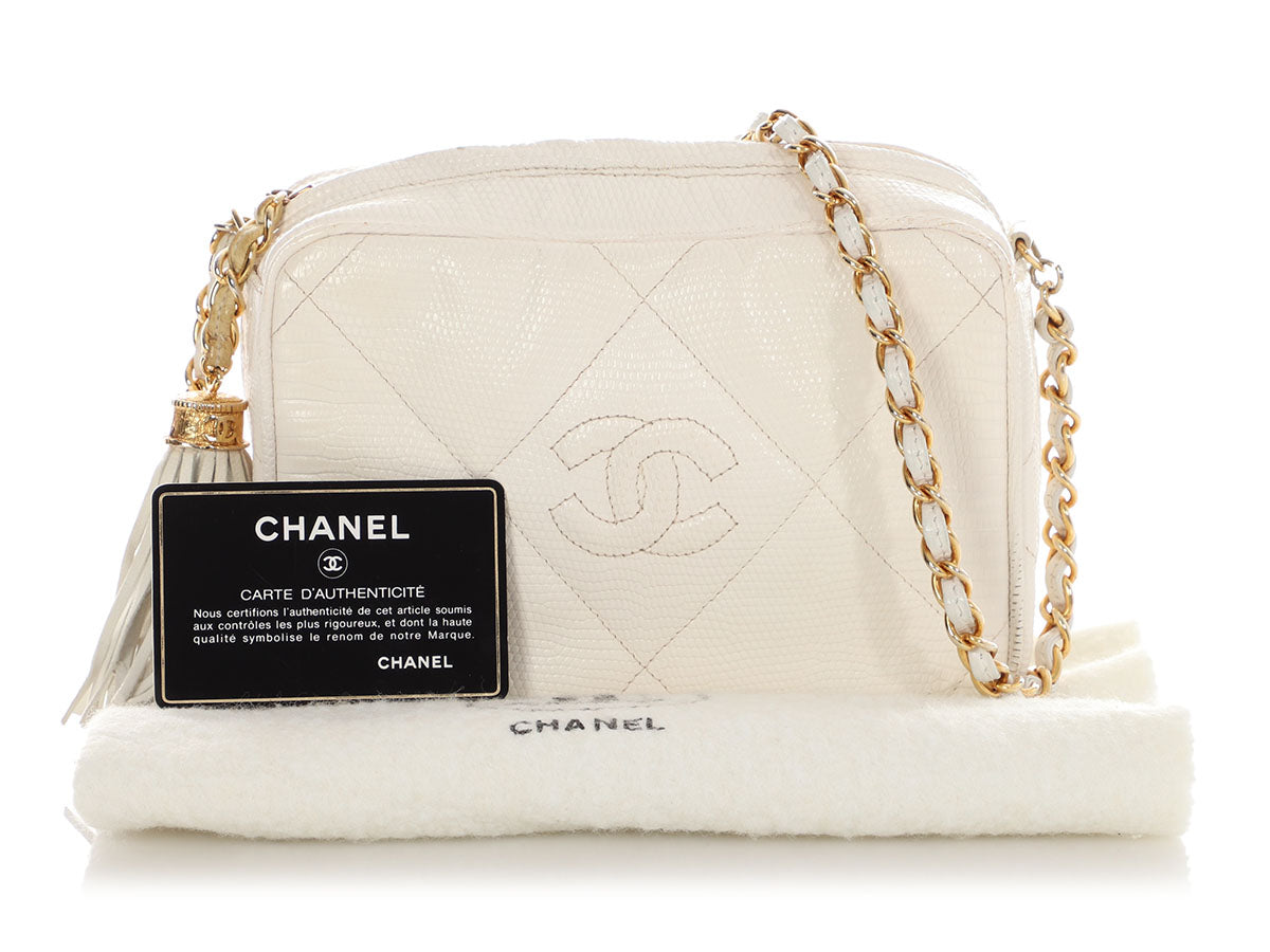 Chanel Vintage Small White Lizard Camera Bag - Image 2