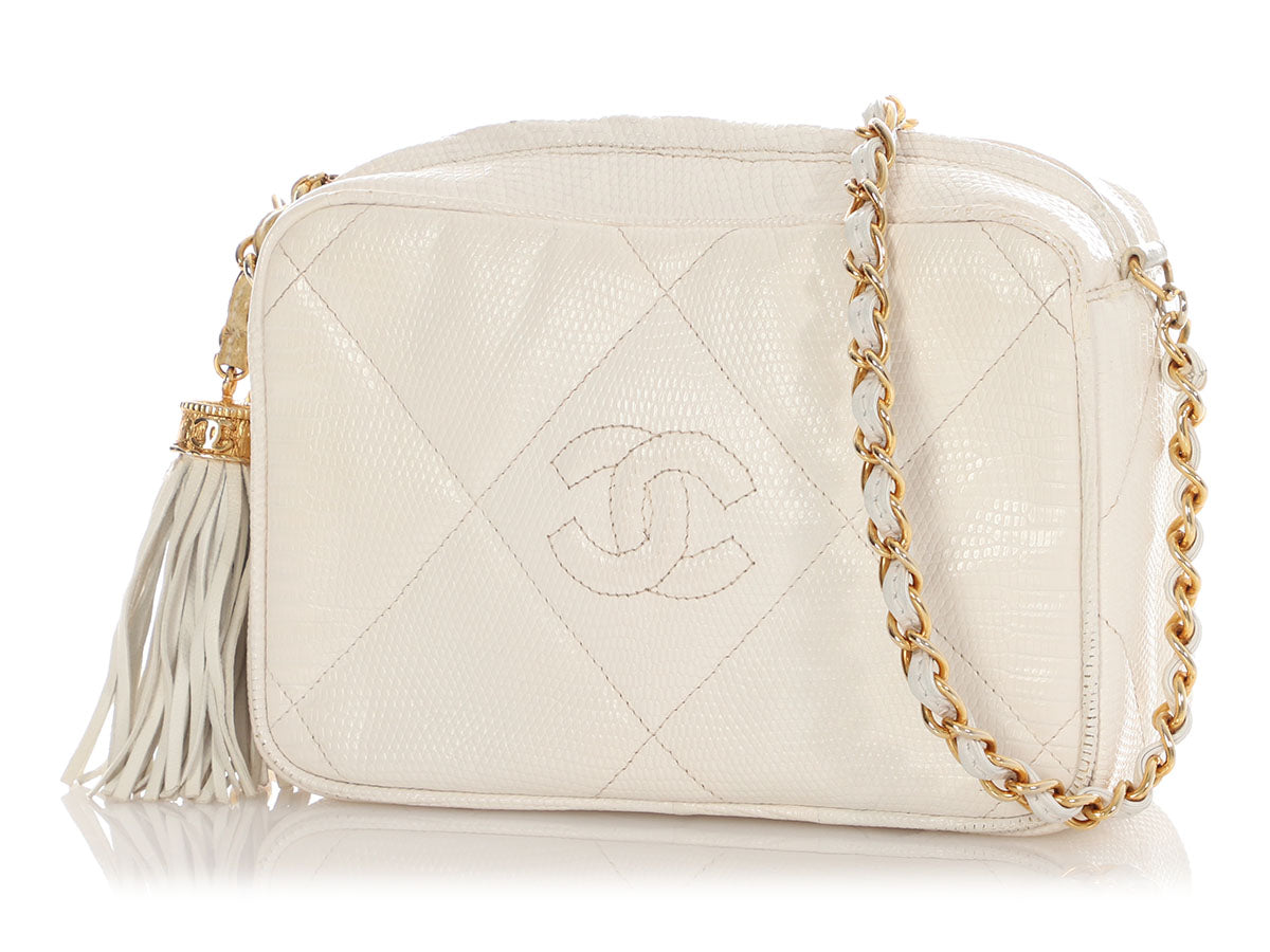 Chanel Vintage Small White Lizard Camera Bag - Image 3