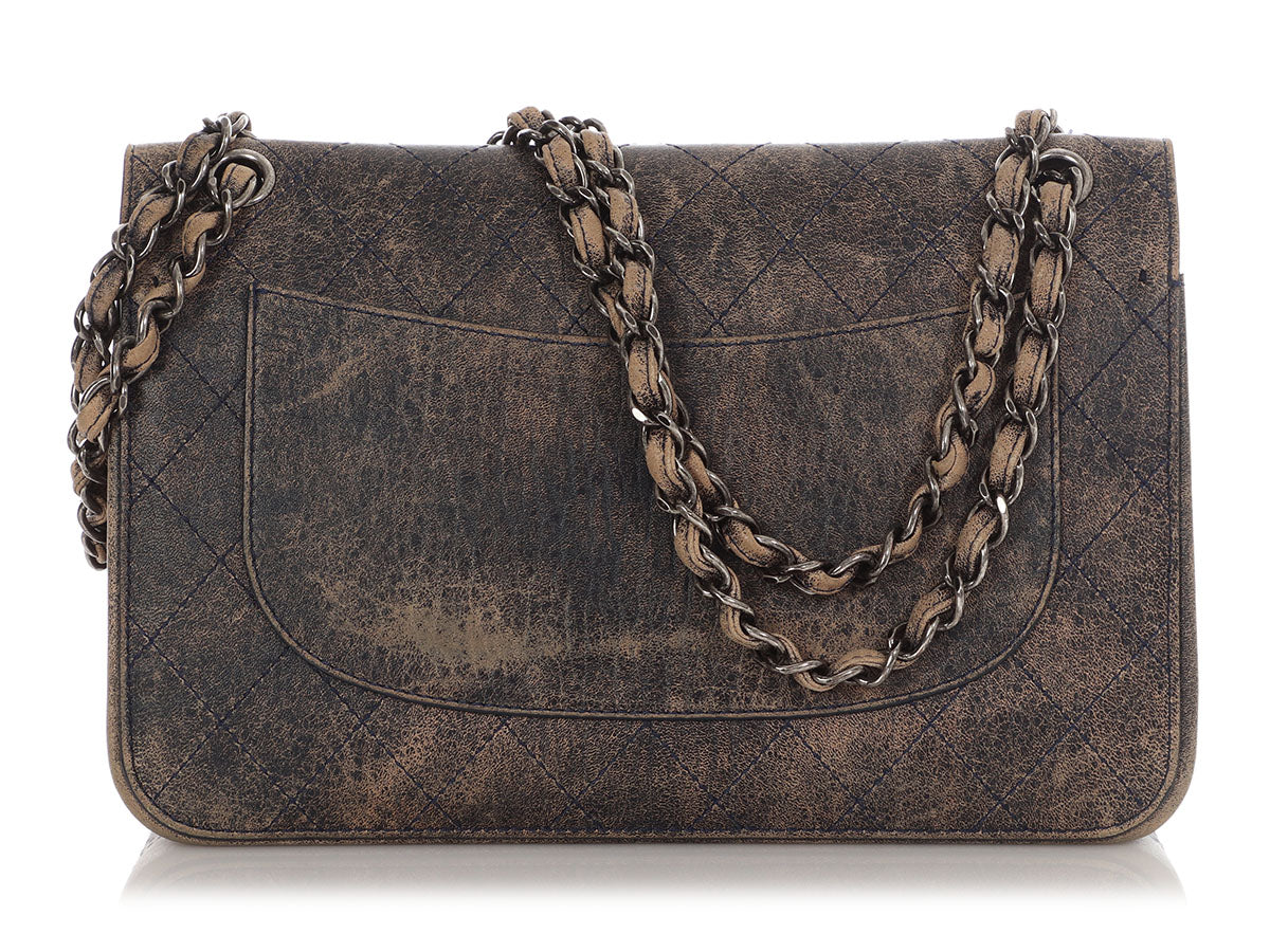 Chanel Jumbo Taupe and Navy Distressed Calfskin Paris-Cuba Classic Double Flap - Image 4