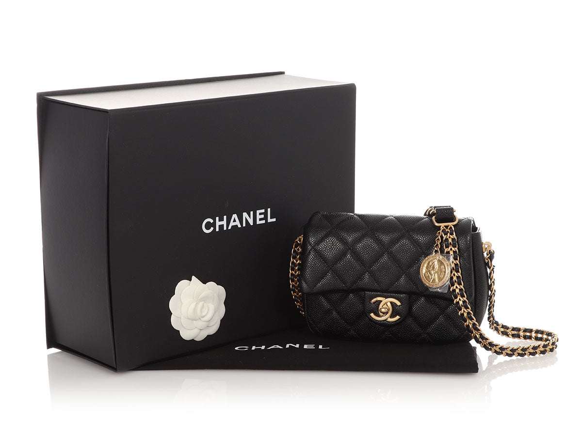 Chanel Mini Black Quilted Caviar Médallion Flap - Image 3
