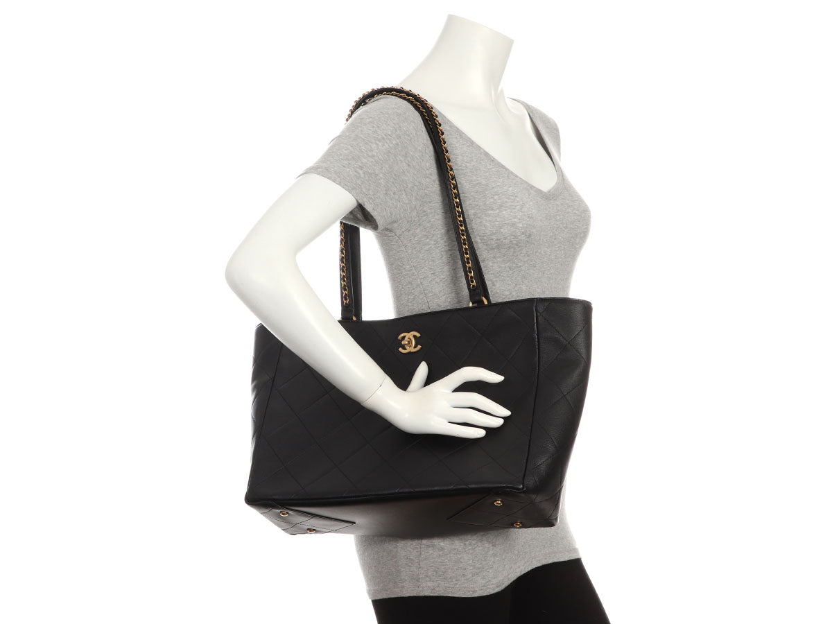 Chanel Large Black Quilted Calfskin Book Pocket Tote - Image 9