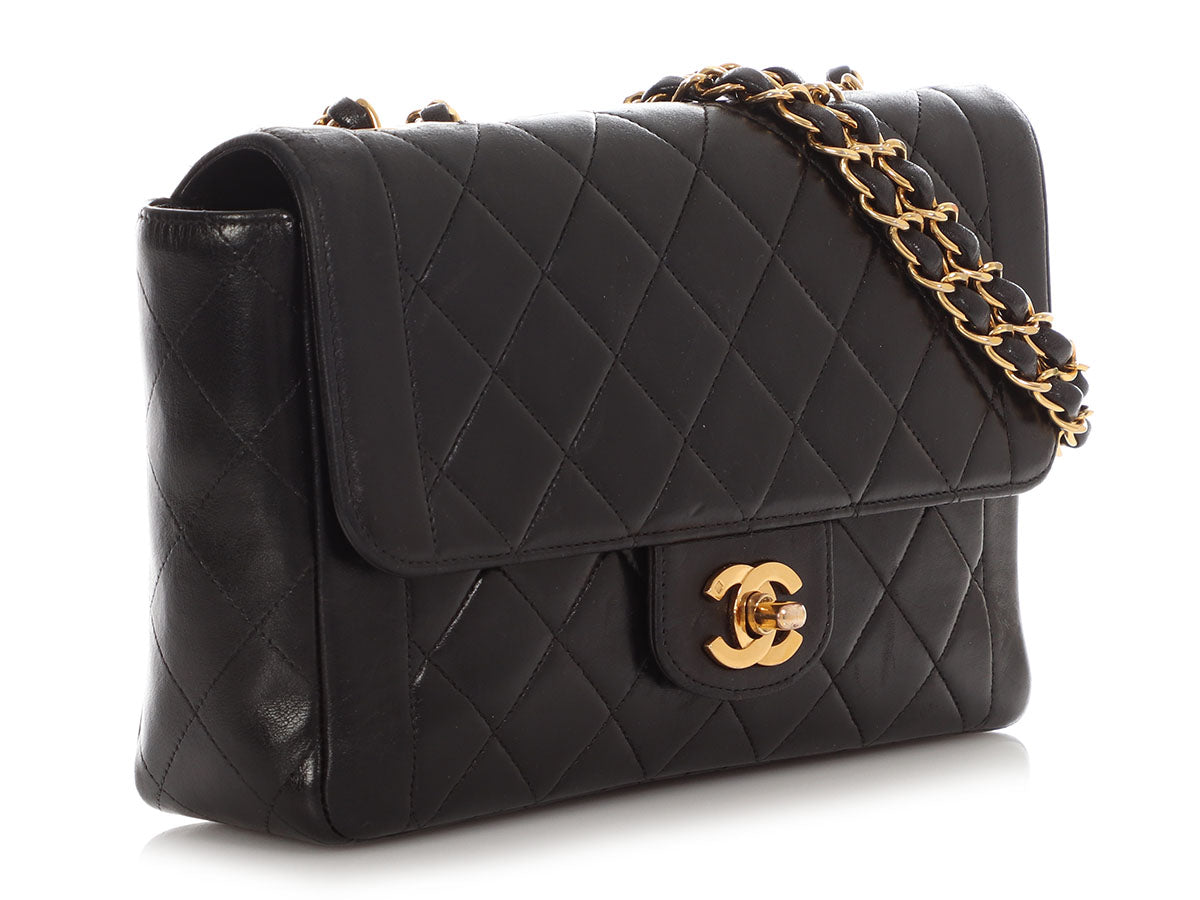 Chanel Vintage Black Quilted Lambskin Flap - Image 5