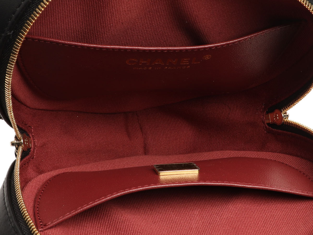 Chanel Large Black Part-Quilted Lambskin In Love Heart Crossbody - Image 9