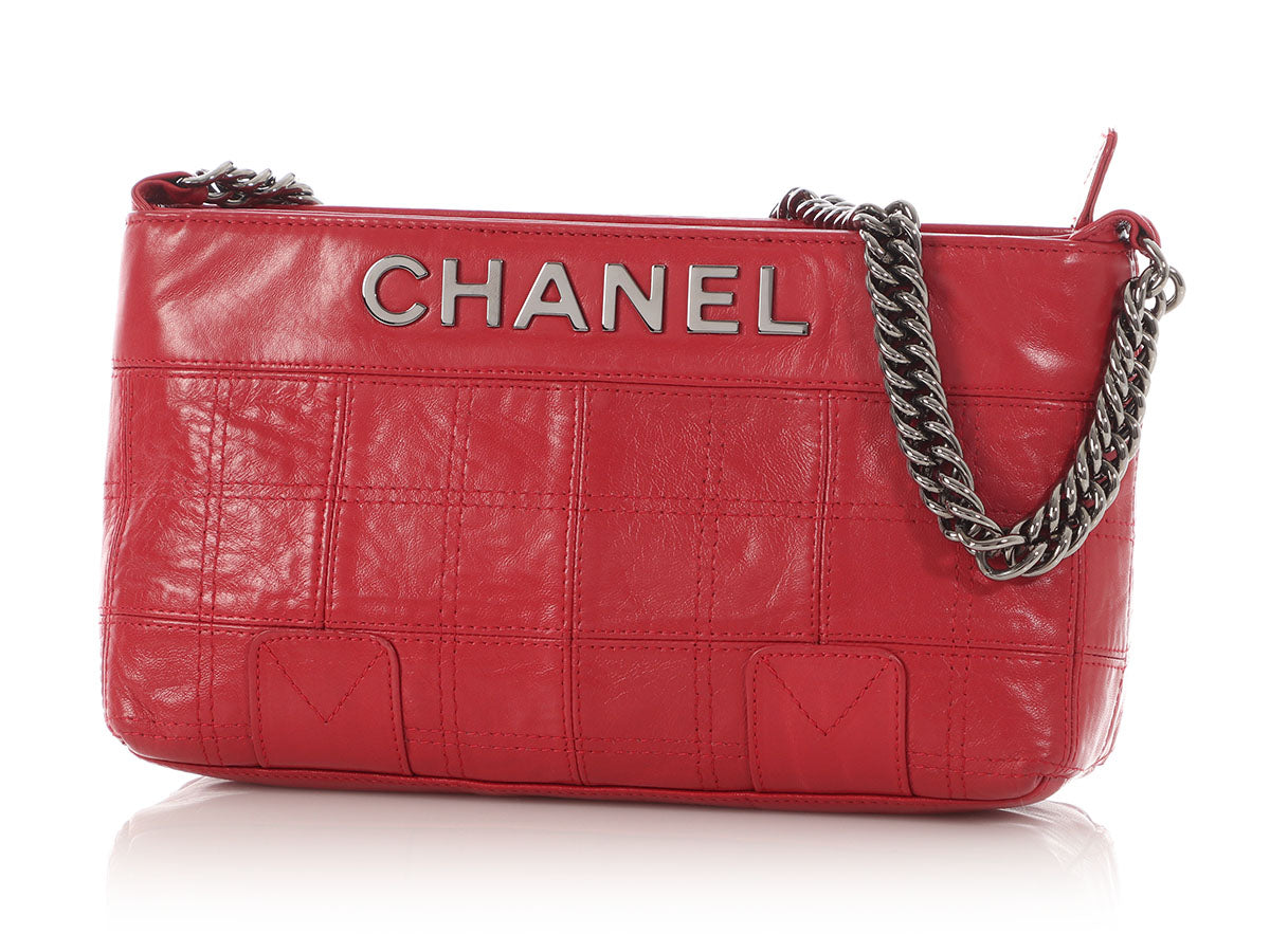 Chanel Red Square-Stitched Lambskin LAX Shoulder Bag - Image 3