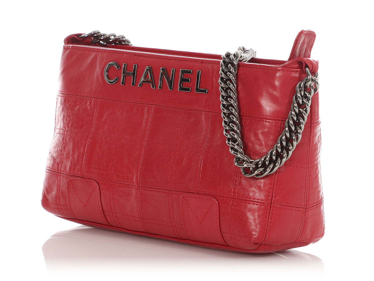 Chanel Red Square-Stitched Lambskin LAX Shoulder Bag - Image 4