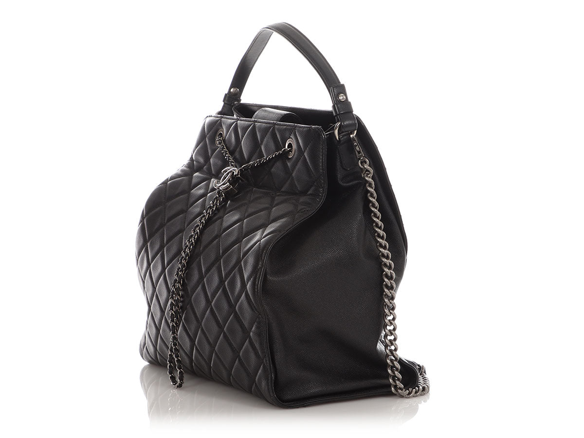 Chanel Large Black Quilted Soft Caviar CC Accordion Bucket Bag - Image 3