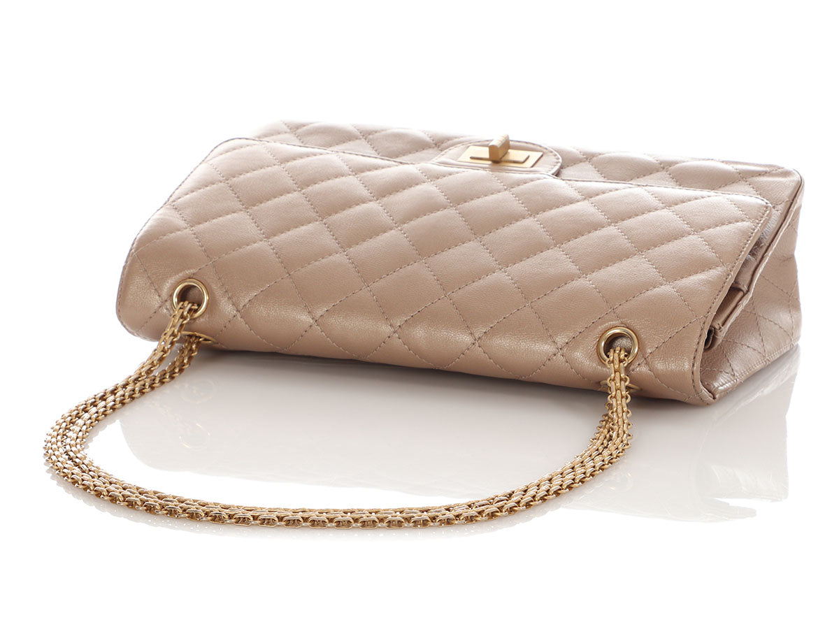 Chanel Metallic Dark Gold Quilted Aged Calfskin 2.55 Reissue 227 - Image 8