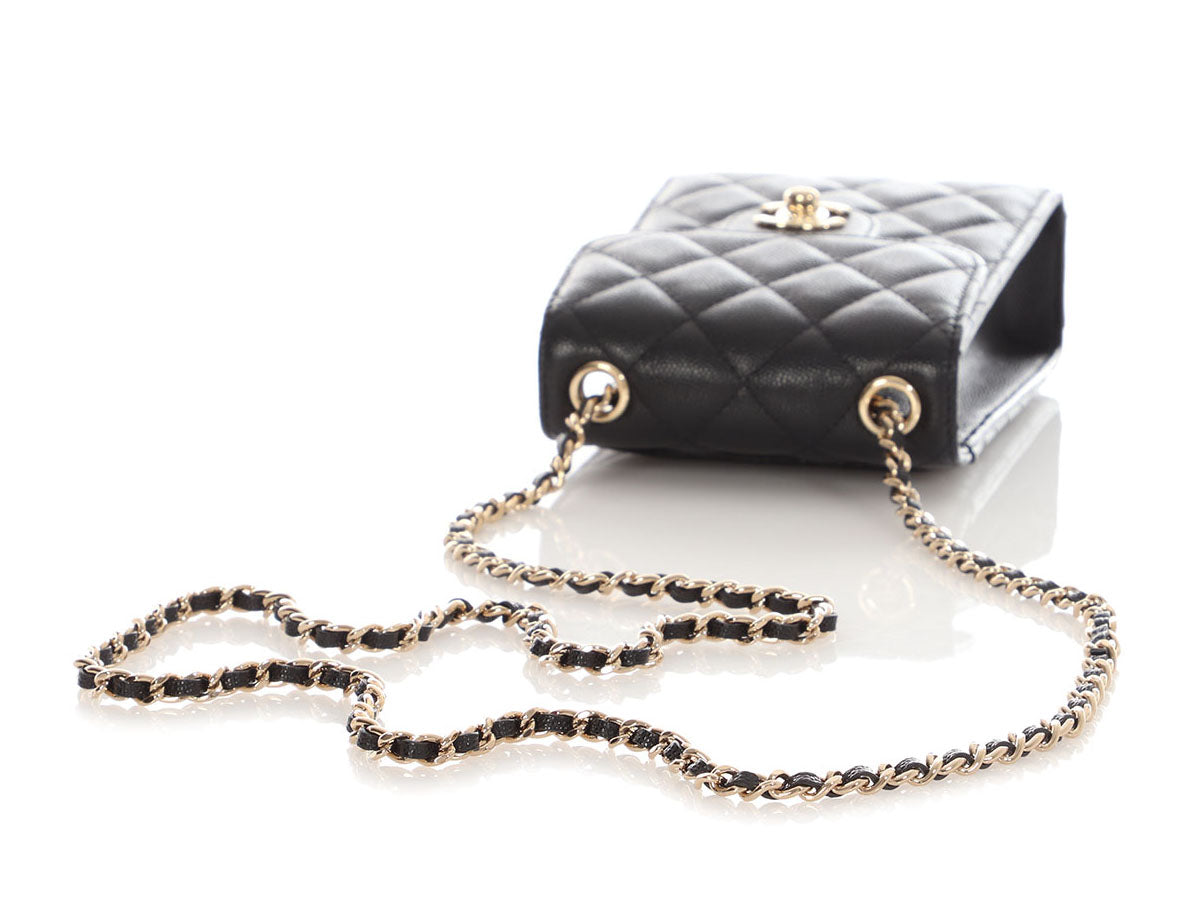 Chanel Black Quilted Caviar Classic Crossbody Phone Case - Image 7