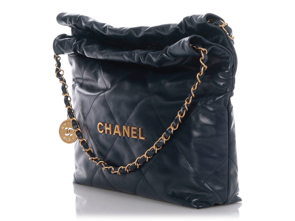 Chanel Small Navy Quilted Calfskin 22 - Image 4