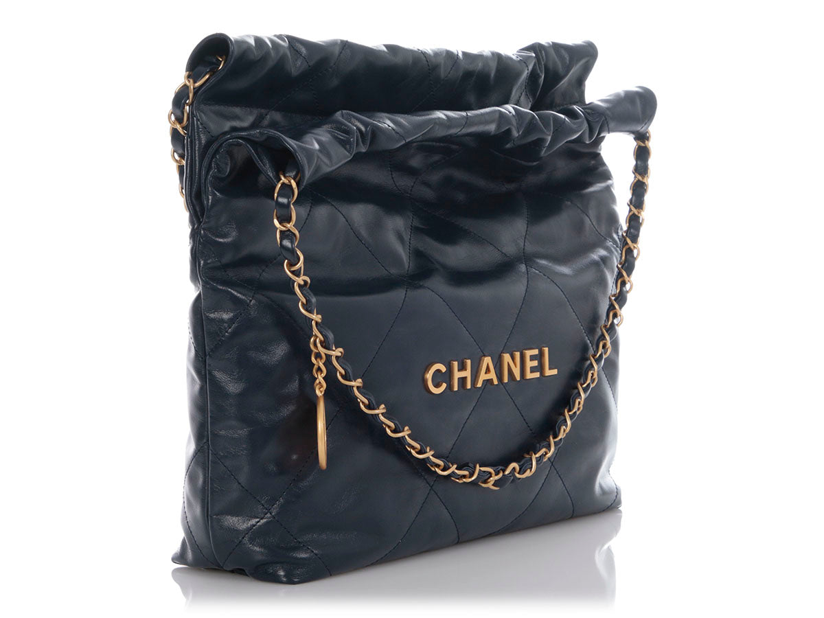 Chanel Small Navy Quilted Calfskin 22 - Image 6