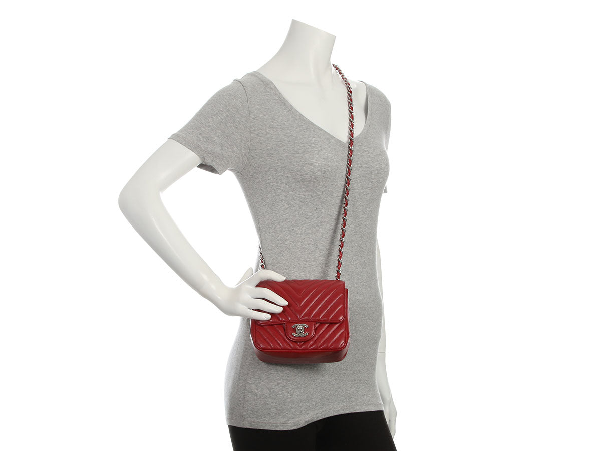 Chanel Mini Red Chevron-Quilted Caviar Classic - Image 10