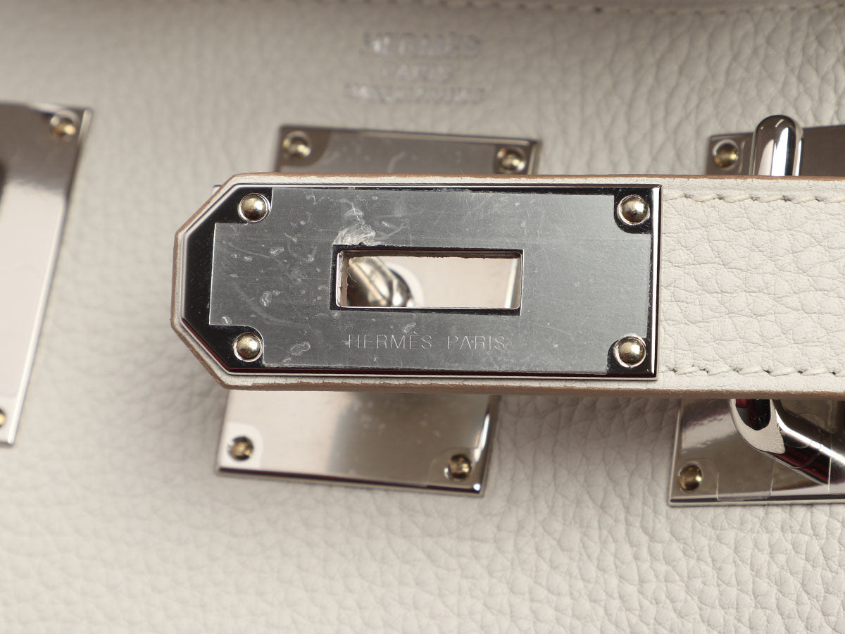 Hermès Gris Perle Togo Hac a Dos PM - Image 9