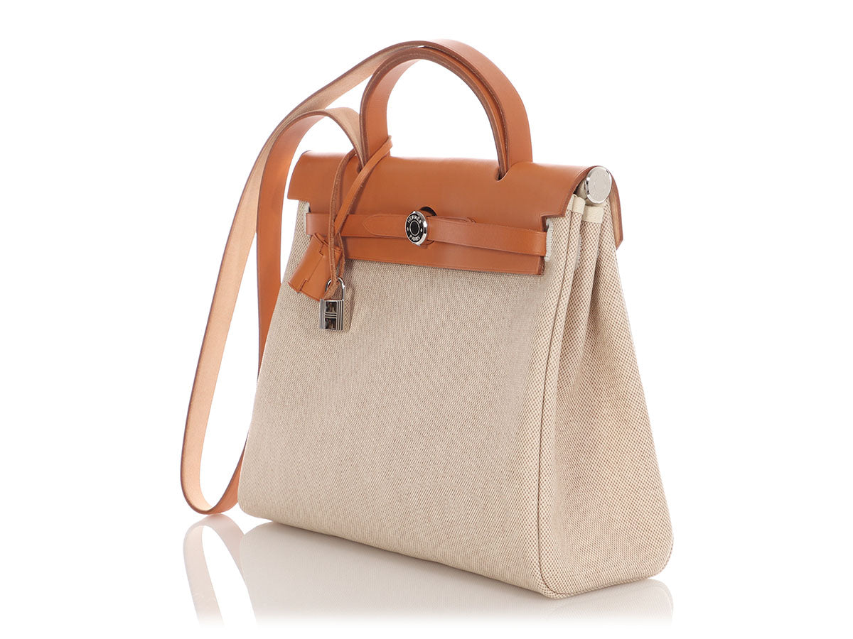 Hermès Beige Toile and Gold Vache Hunter Herbag 31 - Image 4