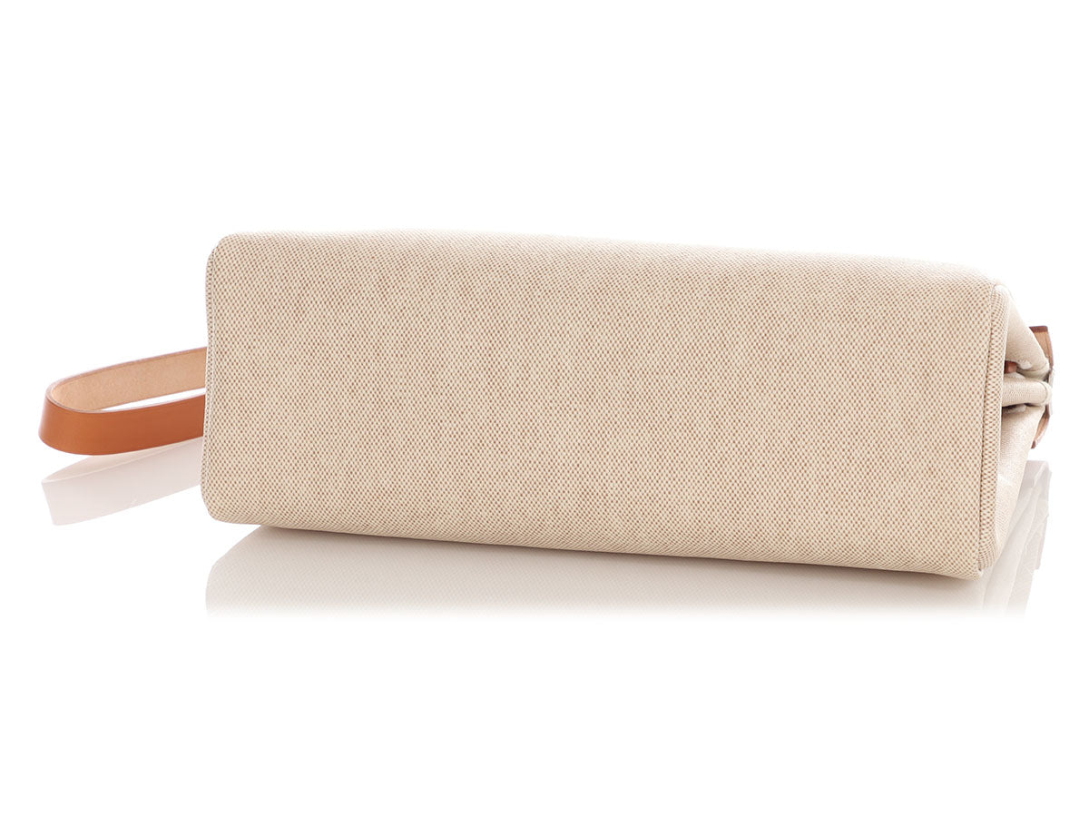 Hermès Beige Toile and Gold Vache Hunter Herbag 31 - Image 7