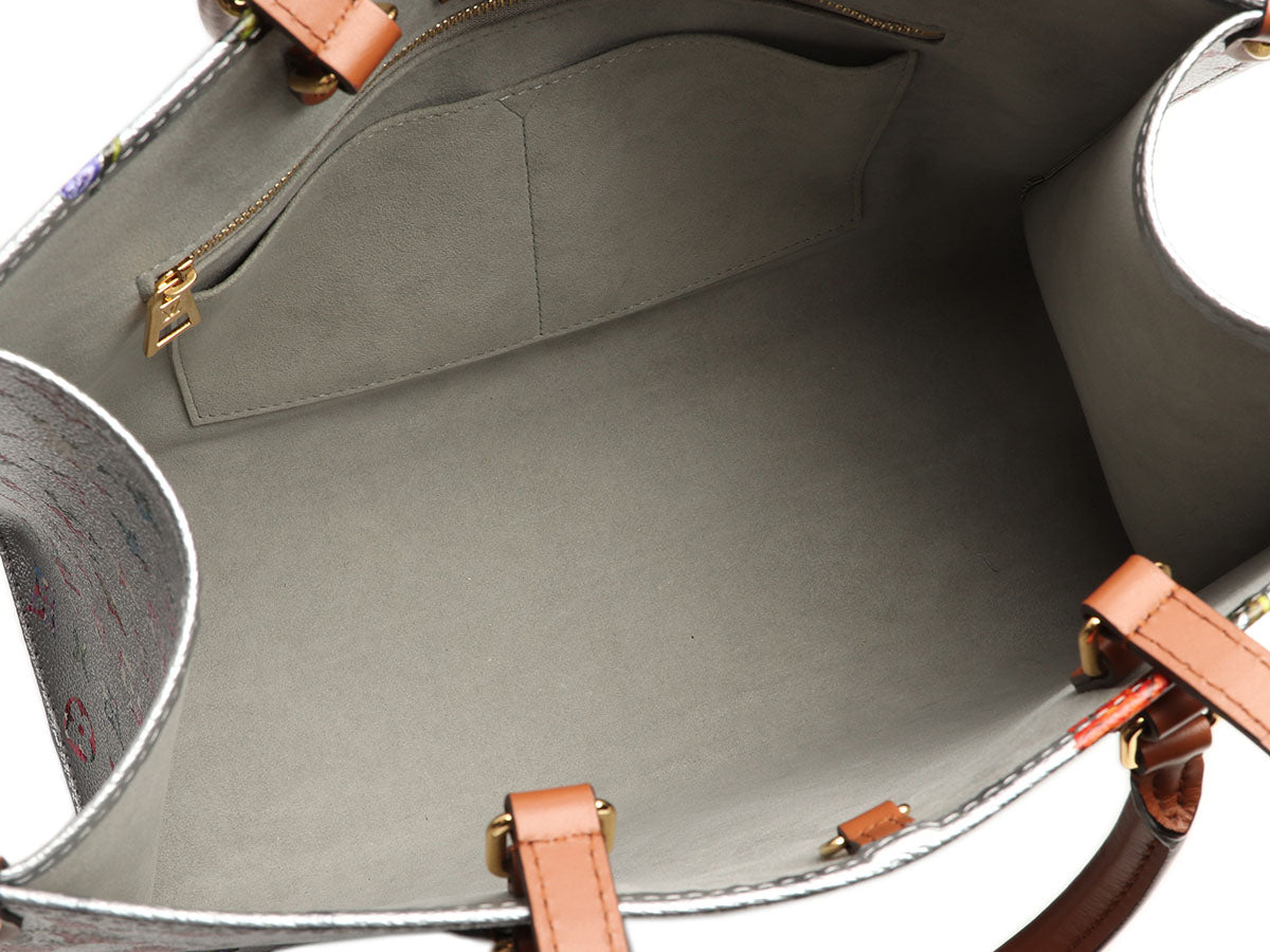 Louis Vuitton Metallic Silver Monogram LV Garden OnTheGo MM - Image 9