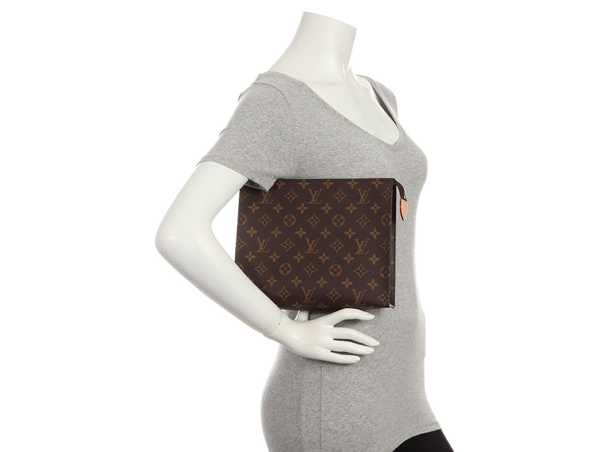 Louis Vuitton Monogram Toiletry Trio - Image 16