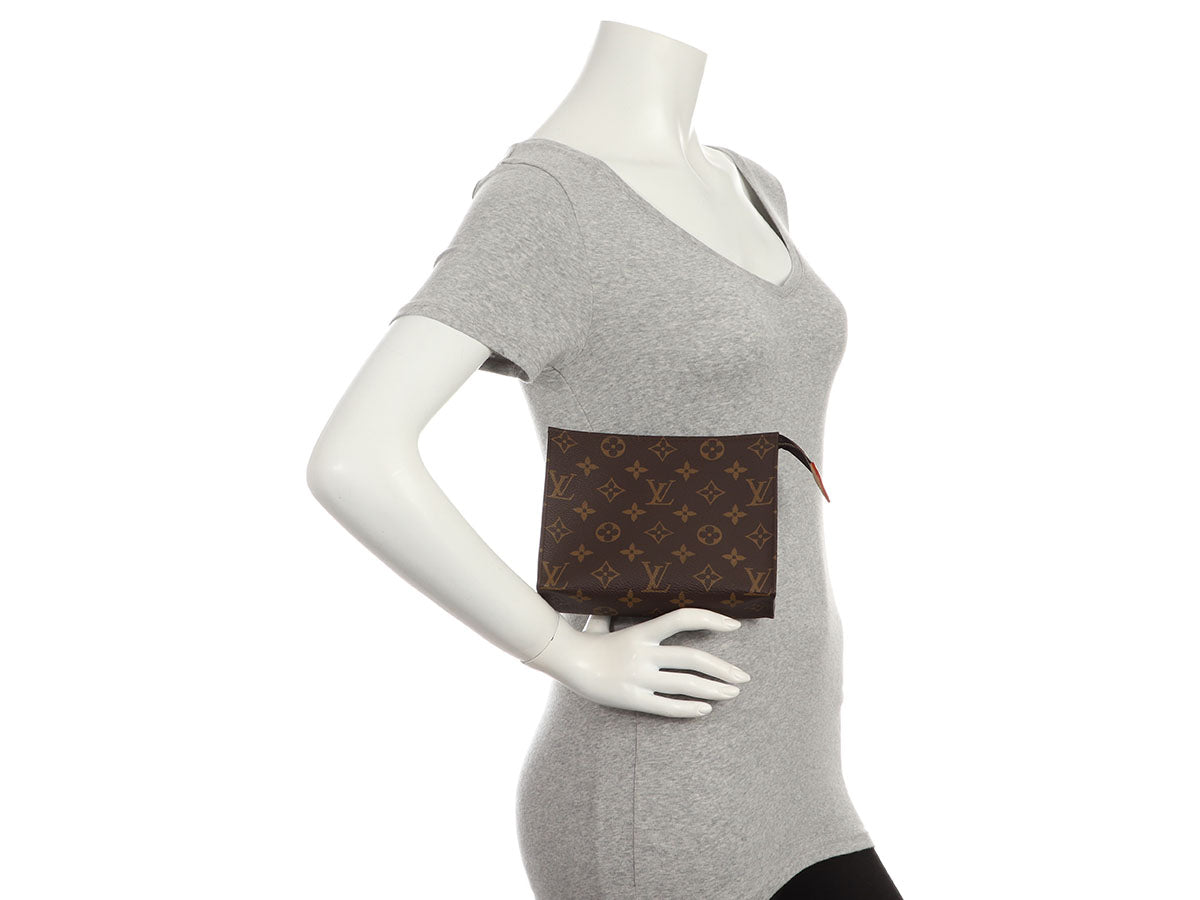 Louis Vuitton Monogram Toiletry Trio - Image 17