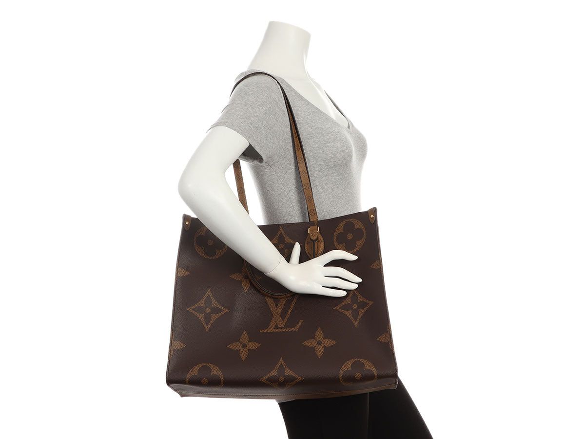 Louis Vuitton Giant Reverse Monogram Onthego GM - Image 9