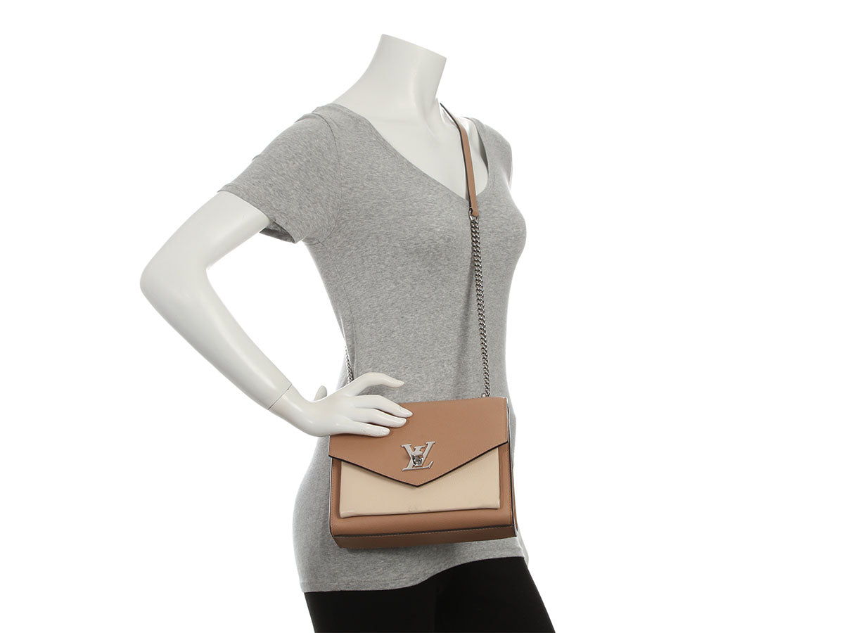 Louis Vuitton Beige Lockme BB - Image 9