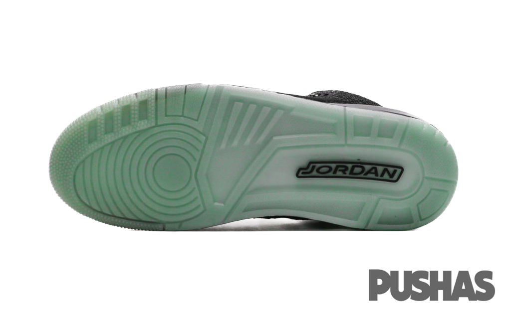 Air Jordan 3 Retro 'Flyknit Black' (2018) - Image 14