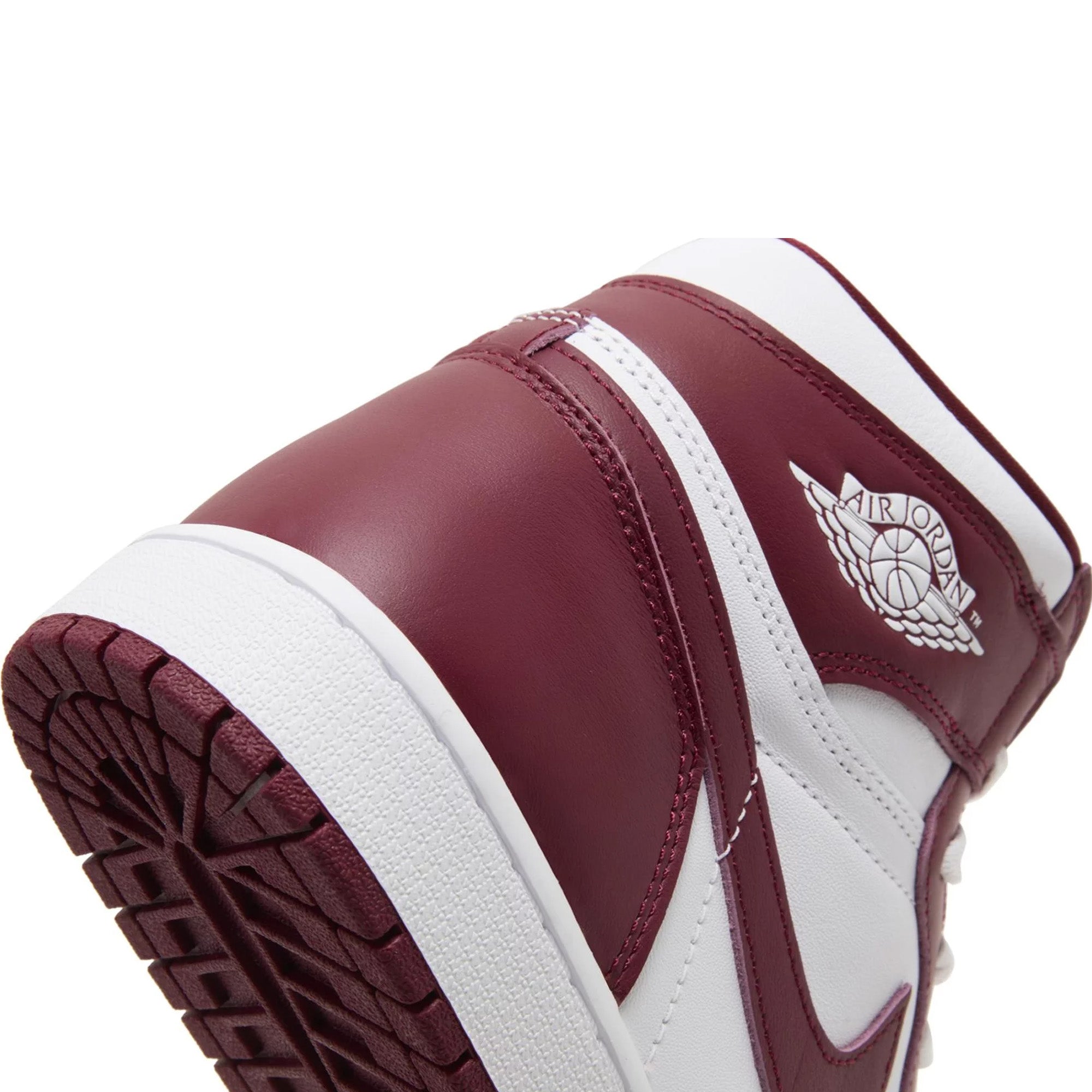 Air Jordan 1 Retro High OG Artisanal 'Team Red' (2024) - Image 5