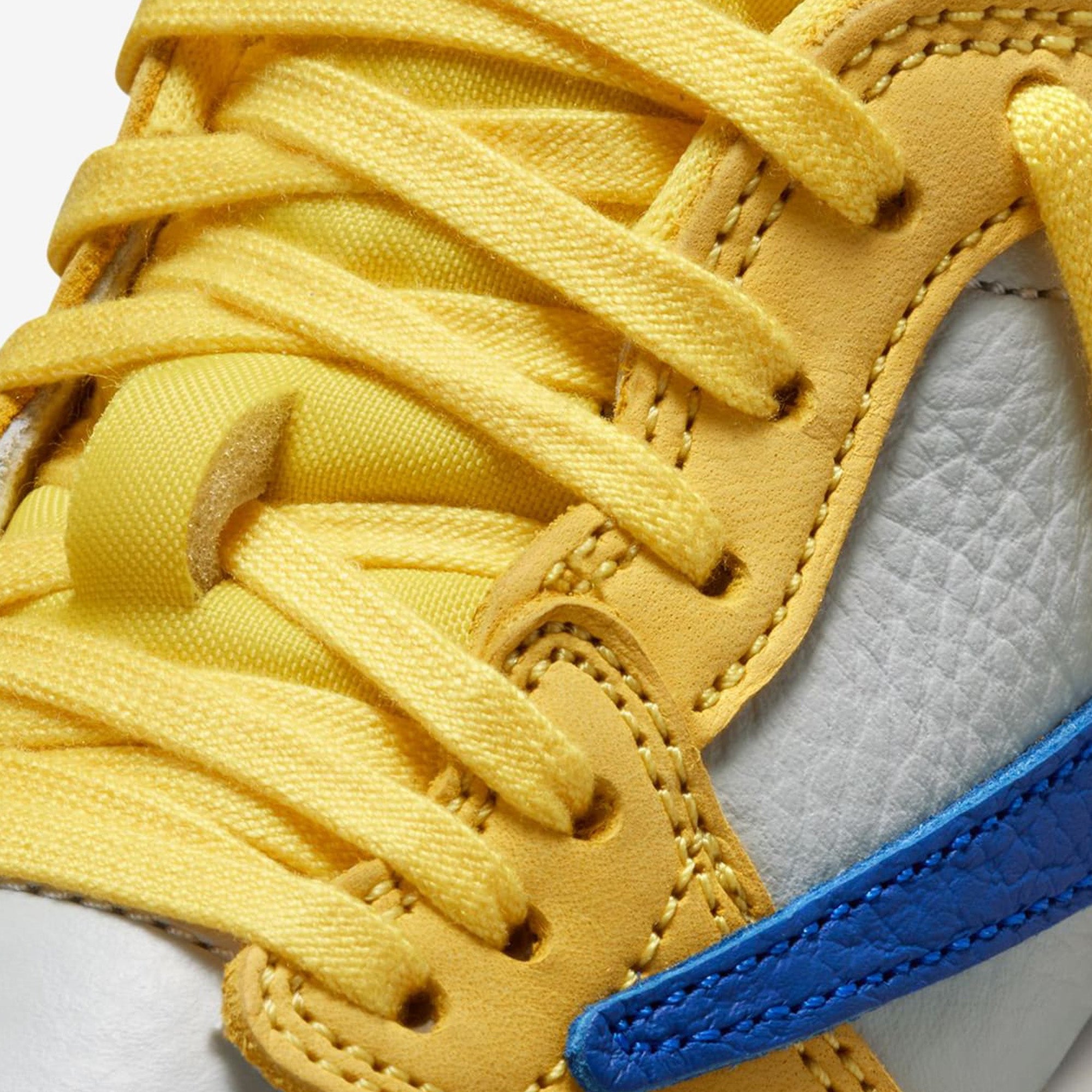 Air Jordan 1 Retro Low OG SP Travis Scott 'Canary' PS (2024) - Image 4