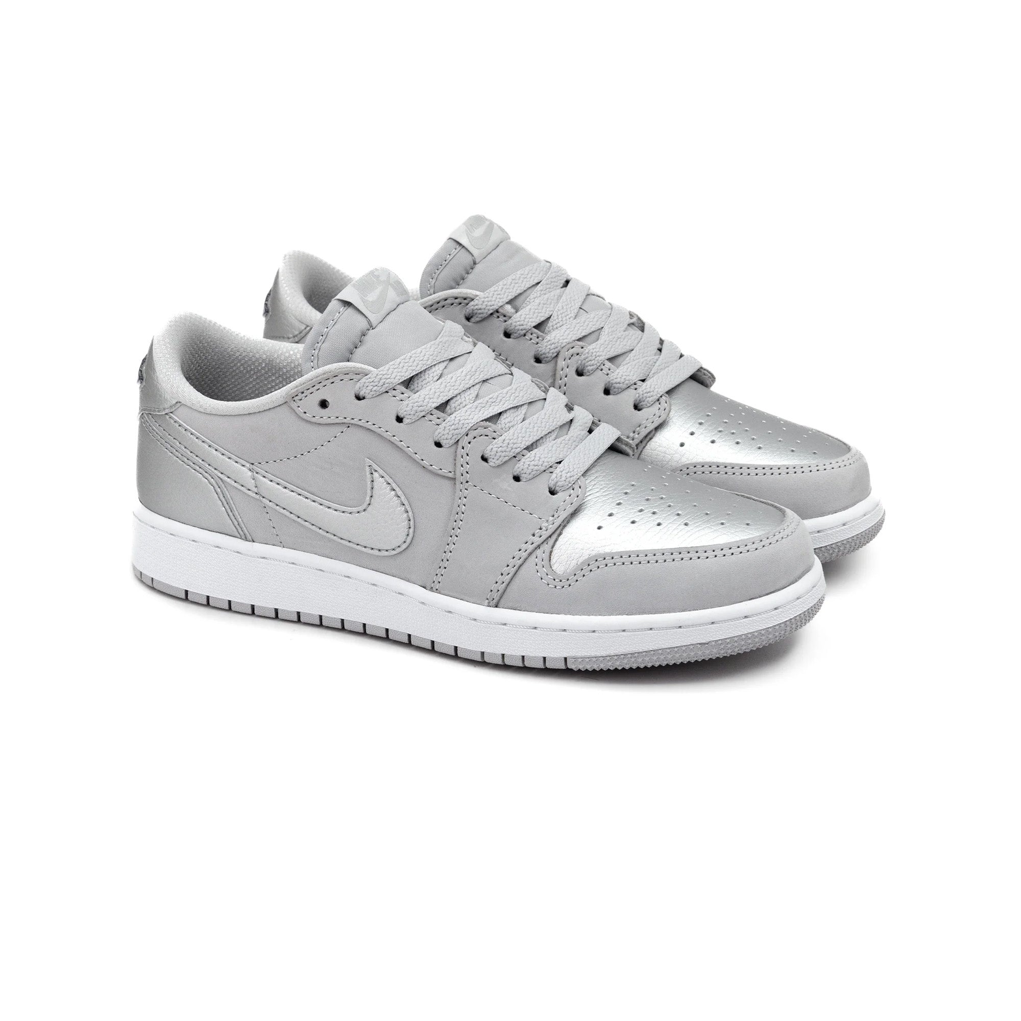 Air Jordan 1 Low OG 'Metallic Silver' GS (2024) - Image 2