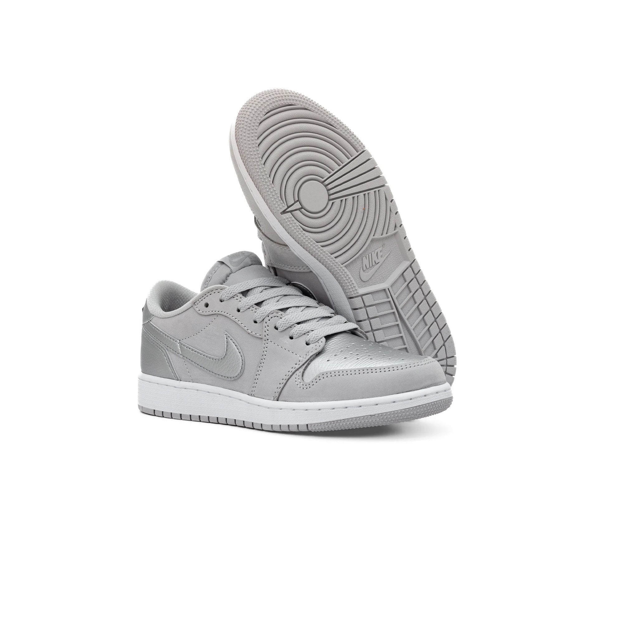 Air Jordan 1 Low OG 'Metallic Silver' GS (2024) - Image 4