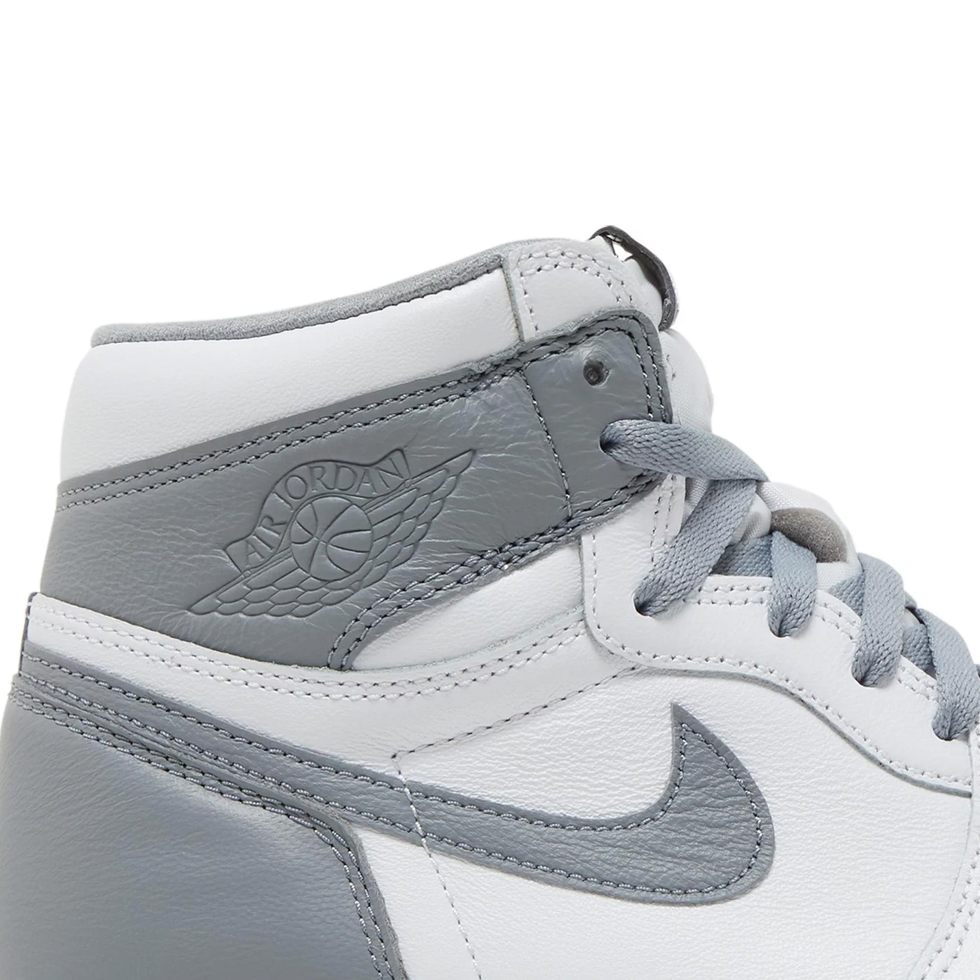 Air Jordan 1 Retro High OG 'Stealth' (2022) - Image 5
