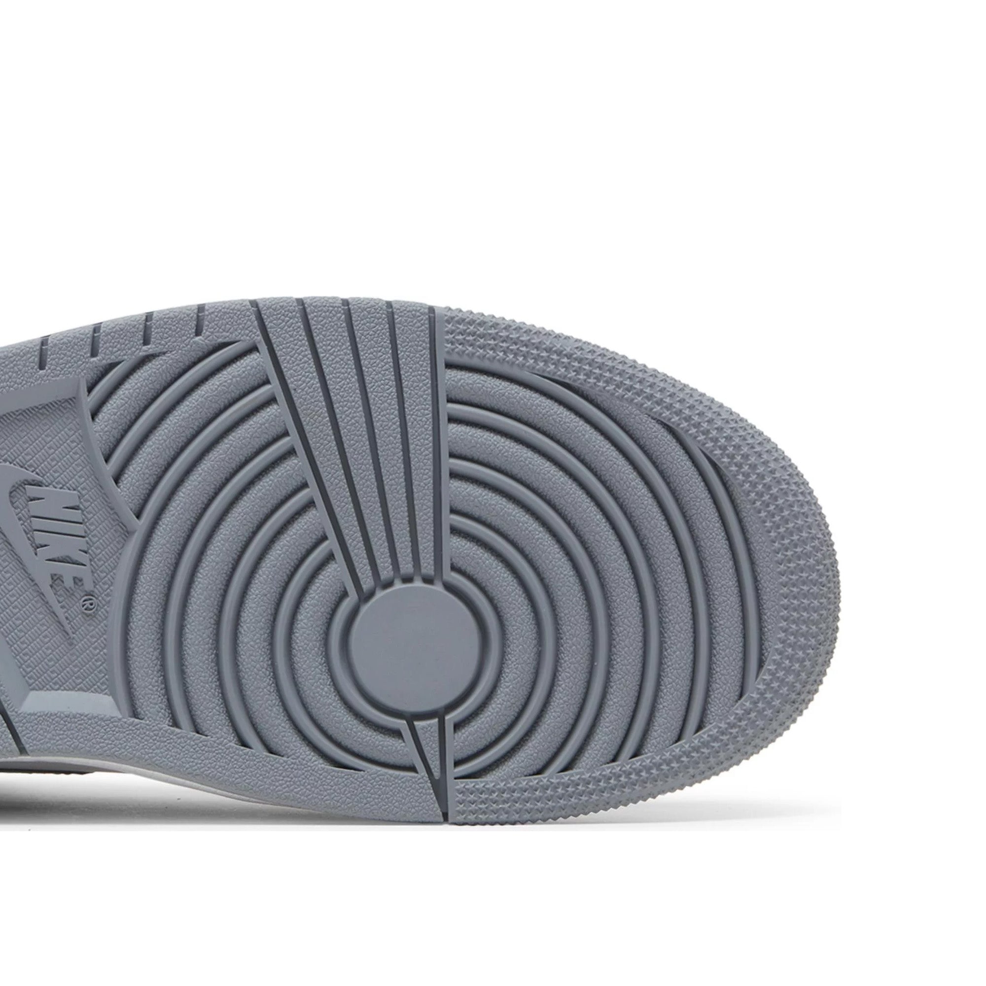 Air Jordan 1 Retro High OG 'Stealth' (2022) - Image 8