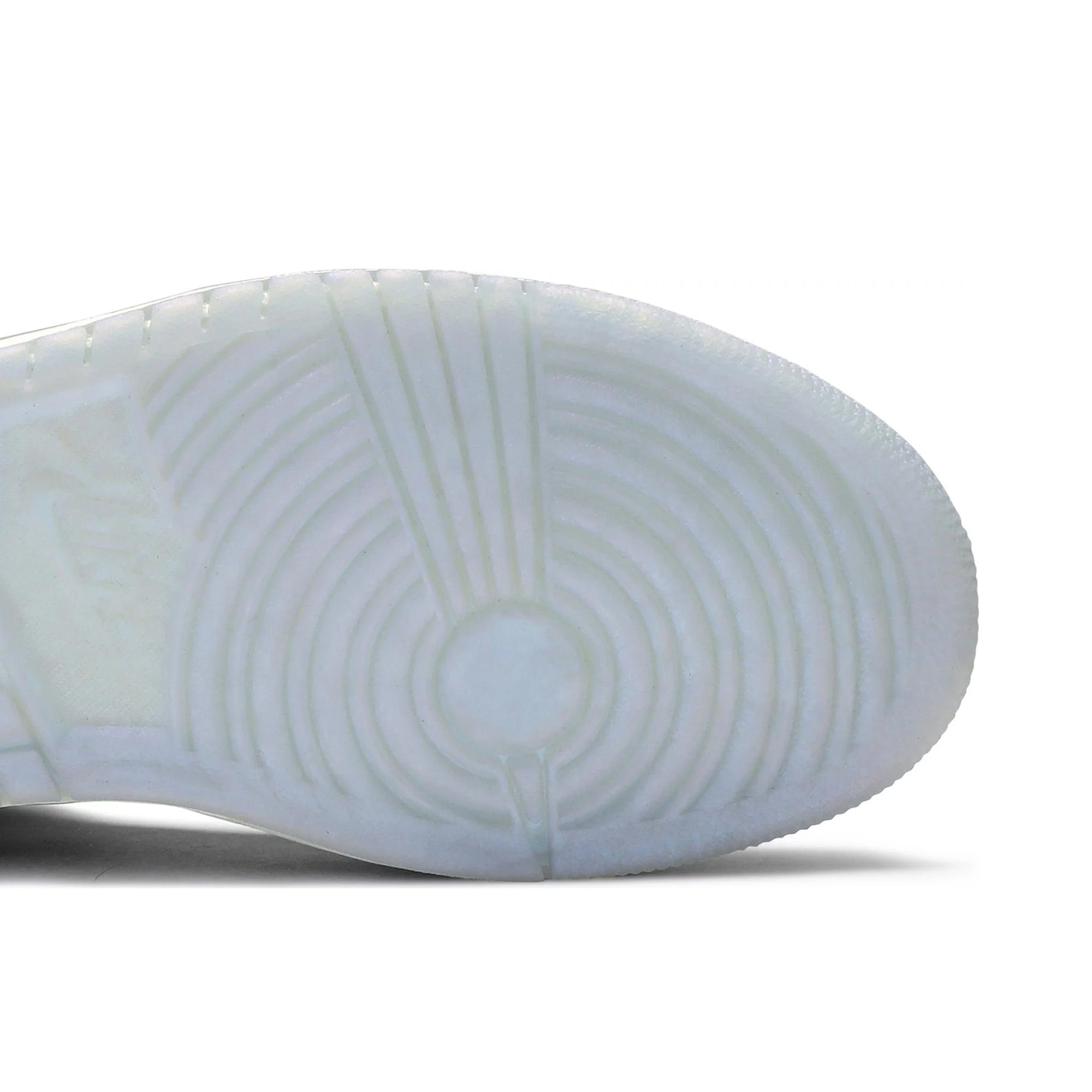 Air Jordan 1 Retro High 'Black Mushroom' Women's (2019) - Image 8