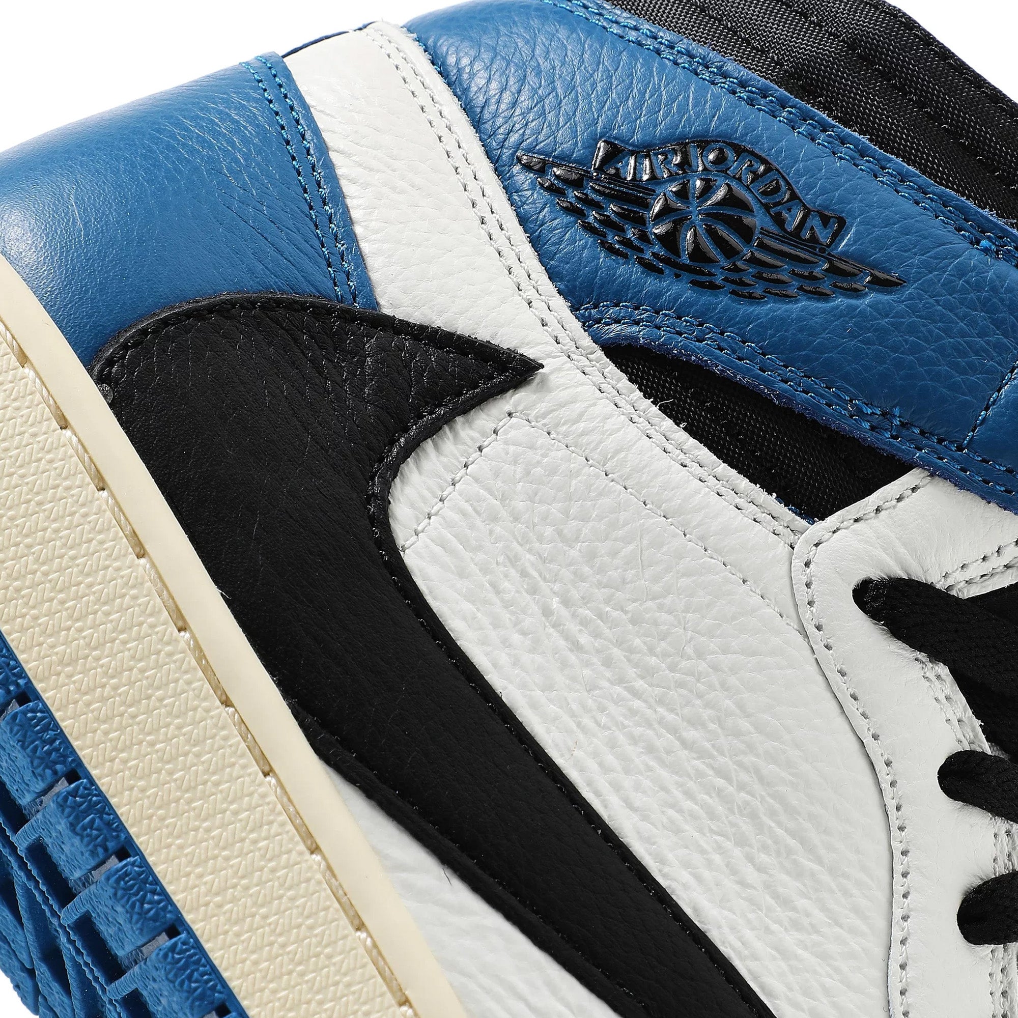Air Jordan 1 High OG SP Fragment x Travis Scott (2021) - Image 8