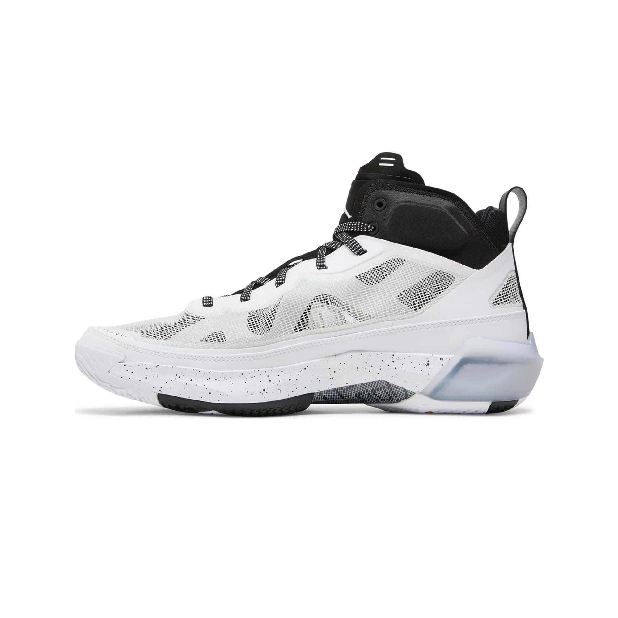 Air Jordan 37 'Oreo' (2022) - Image 3