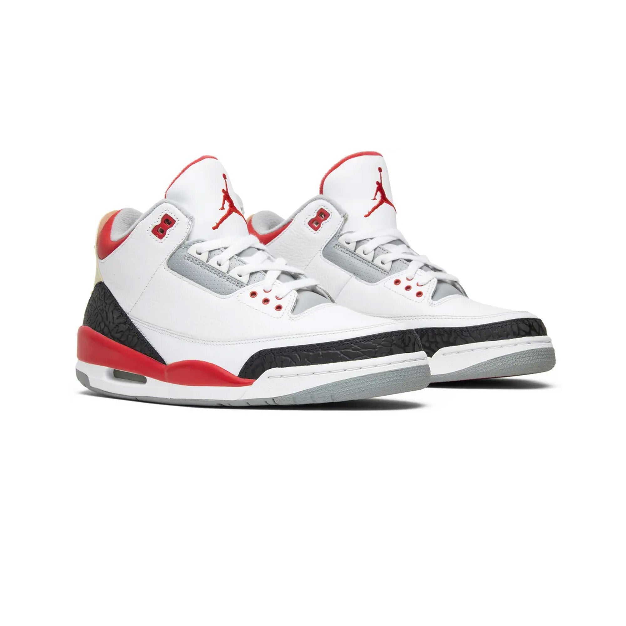 Air Jordan 3 Retro 'Fire Red' (2007) - Image 2