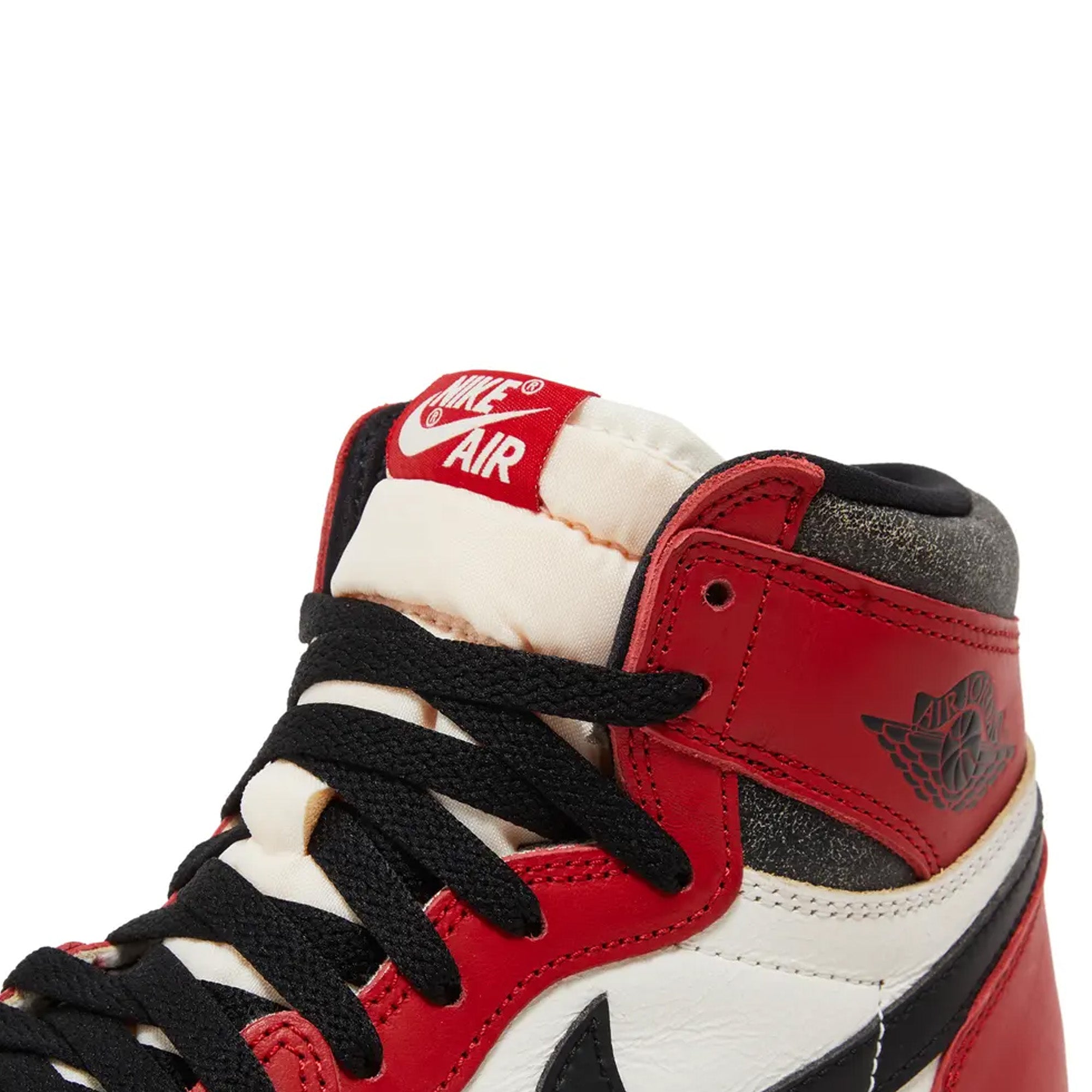 Air Jordan 1 Retro High OG 'Chicago Lost and Found' (2022) - Image 9