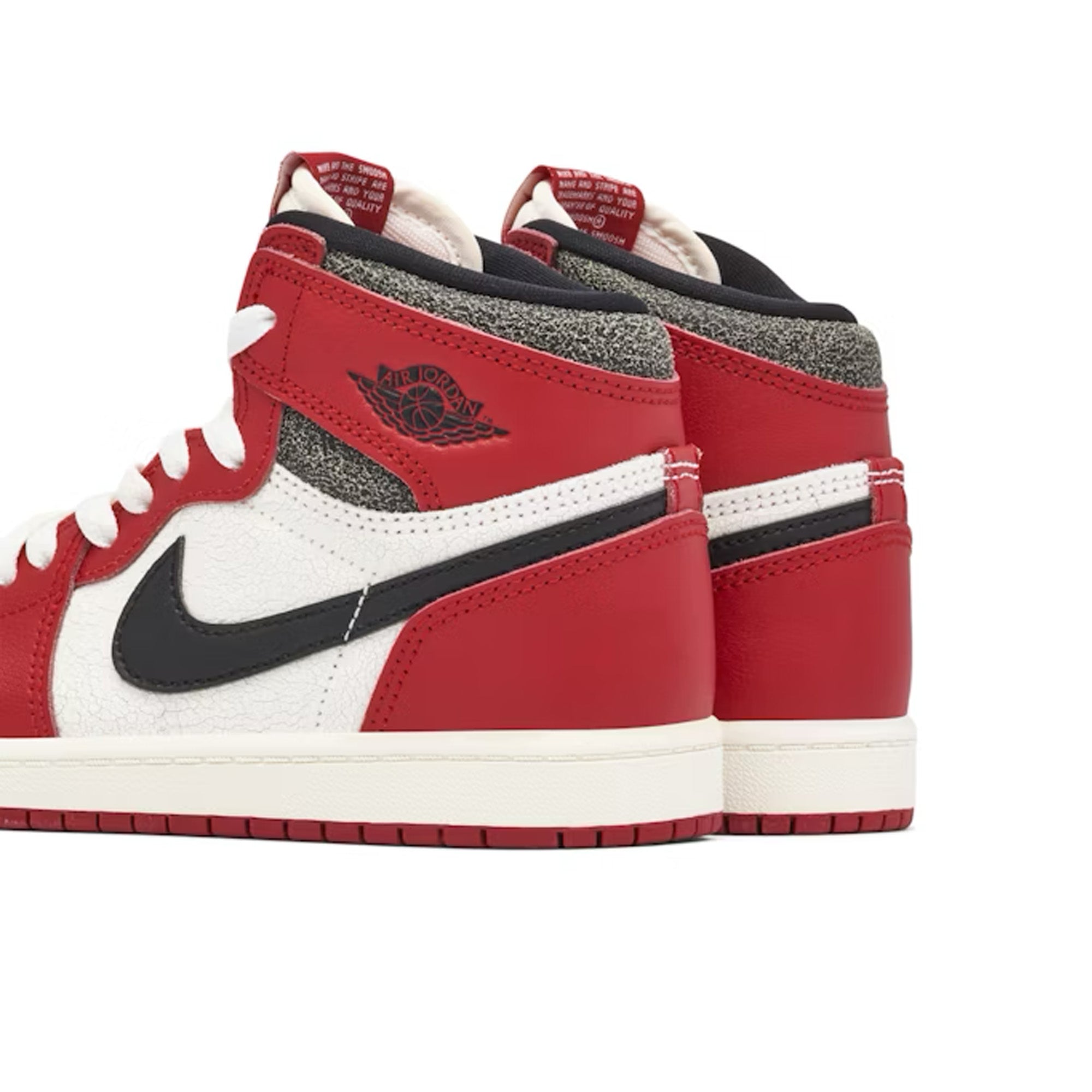 Air Jordan 1 Retro High OG Chicago 'Lost and Found' PS (2022) - Image 5