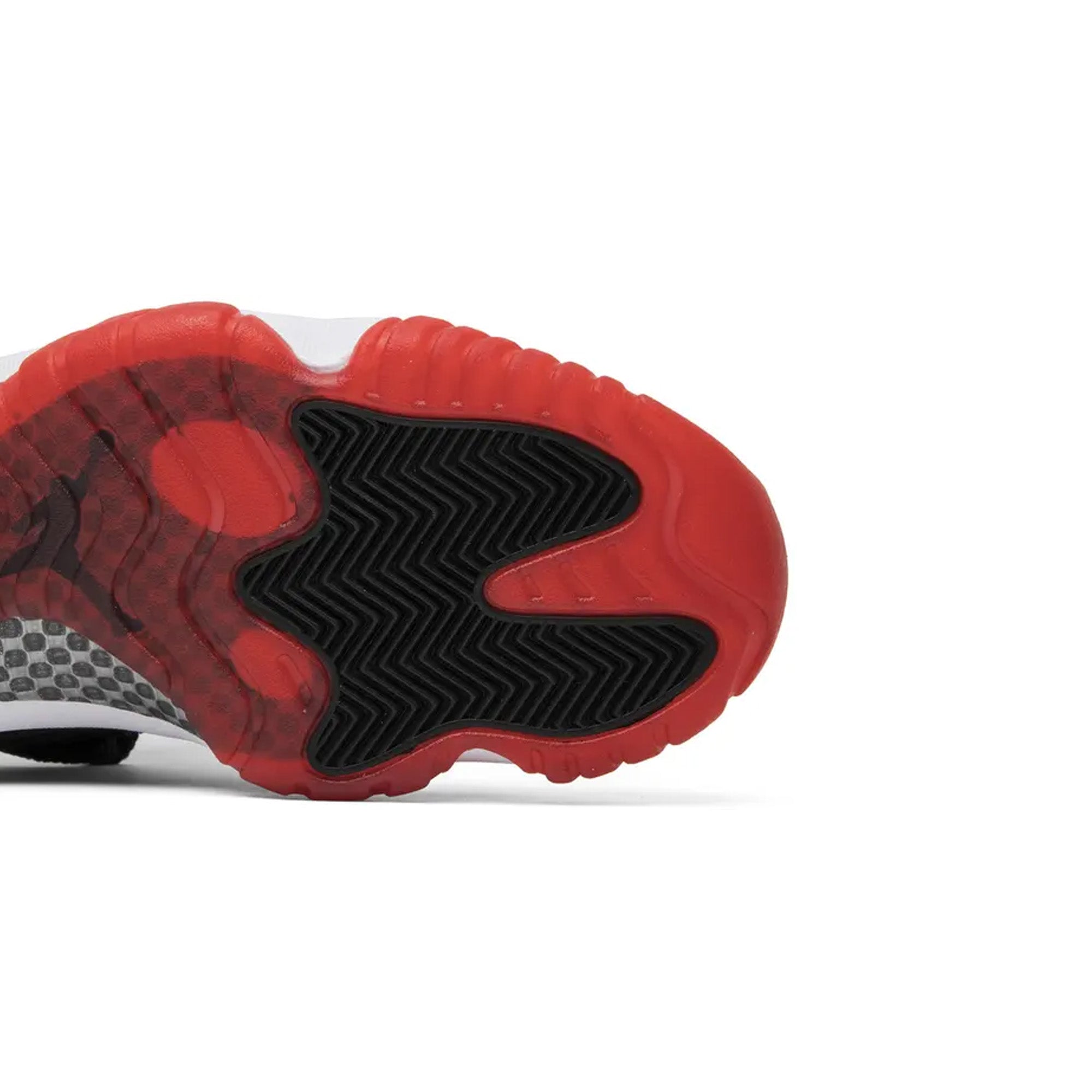 Air Jordan 11 Retro Low 'Bred' (2015) - Image 8