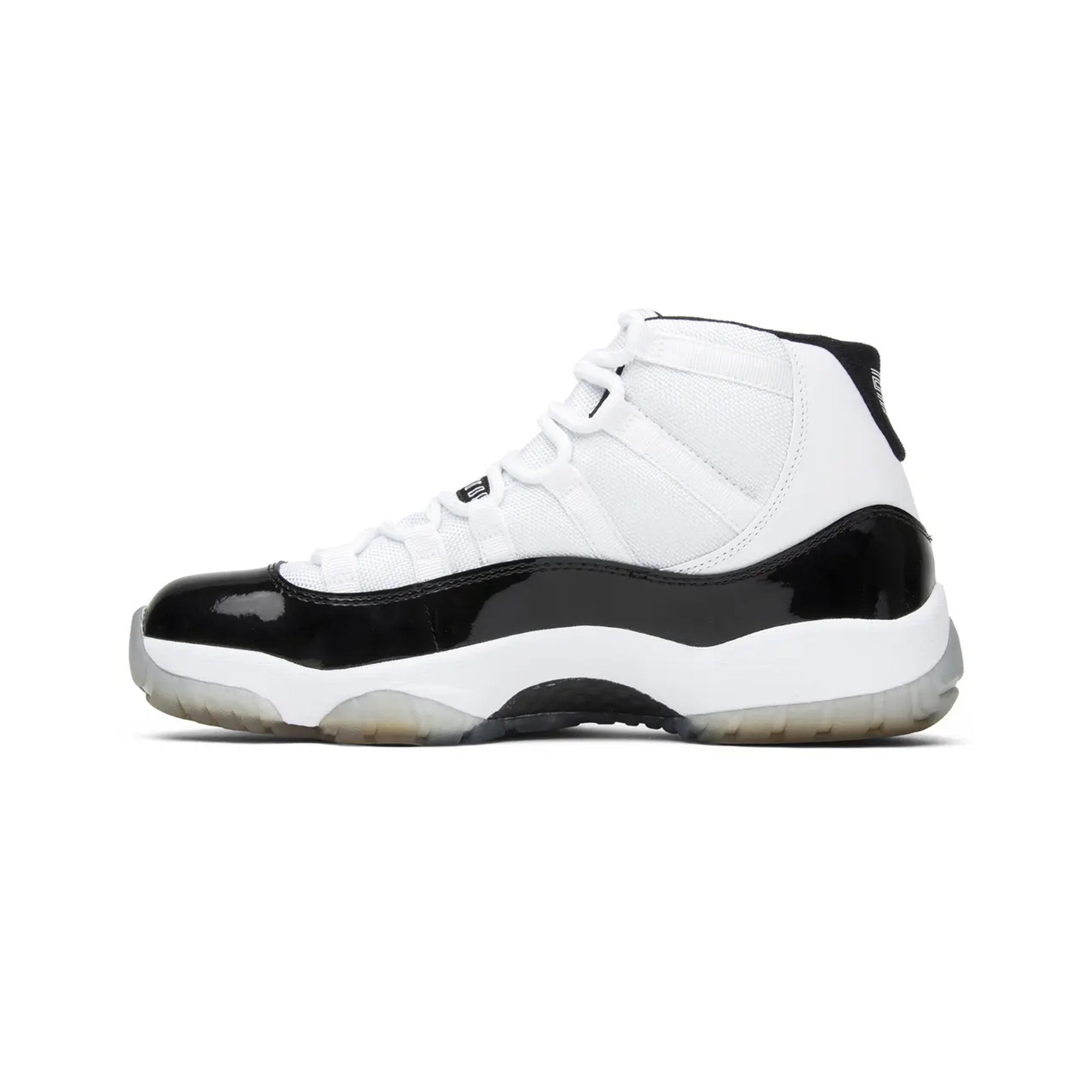 Air Jordan 11 Retro 'Concord' (2011) - Image 3