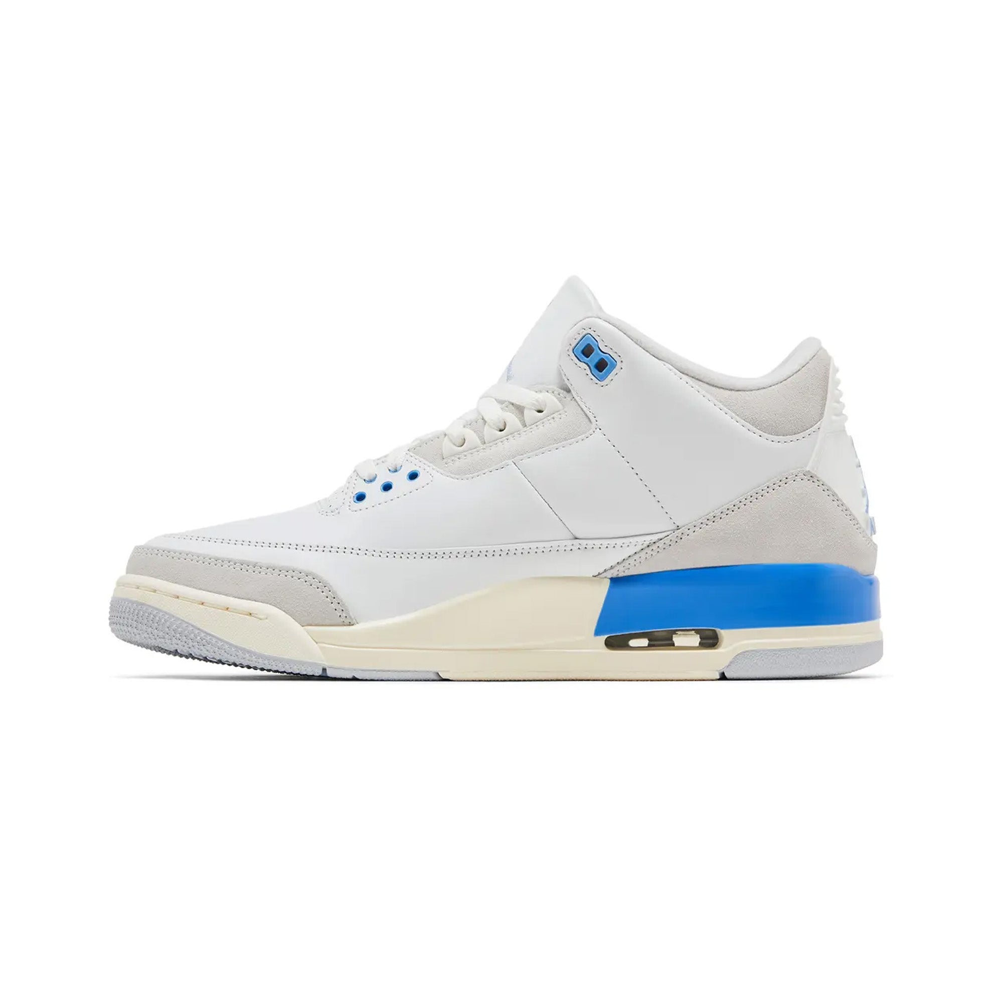Air Jordan 3 Retro 'Lucky Shorts' (2025) - Image 3
