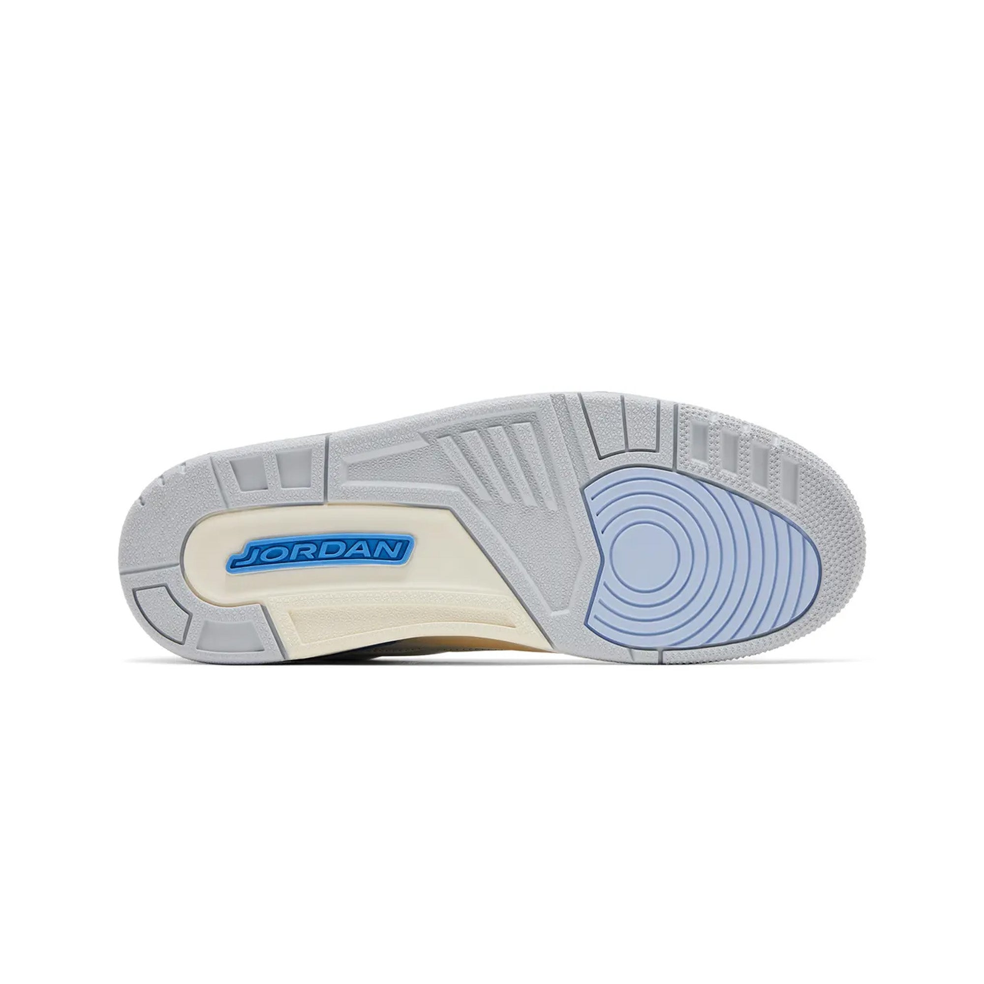 Air Jordan 3 Retro 'Lucky Shorts' (2025) - Image 5