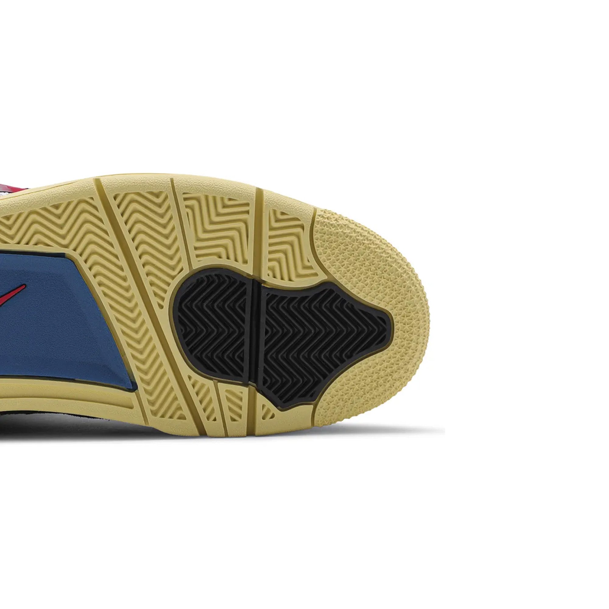 Air Jordan 4 W x Union 'Off Noir' - Image 8